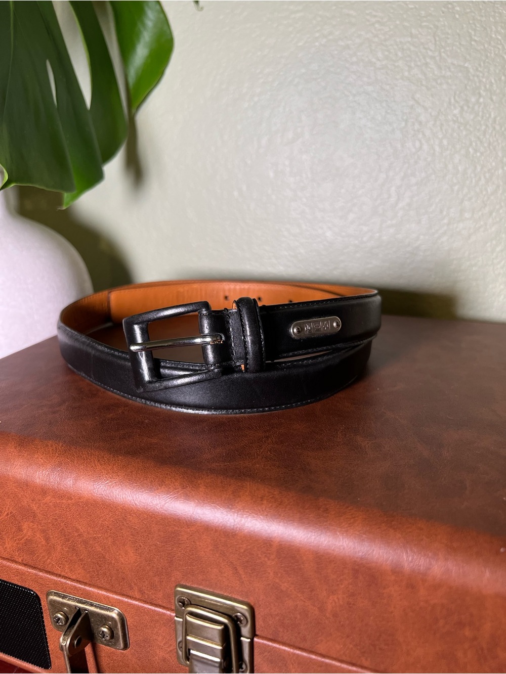 Lauren Ralph Lauren Womens Black Italian Leather Belt Size Medium Silver Crest